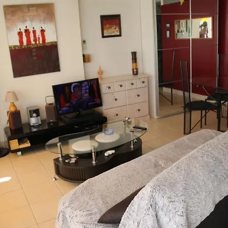 33, Port Nature 2 Au Village Naturiste *