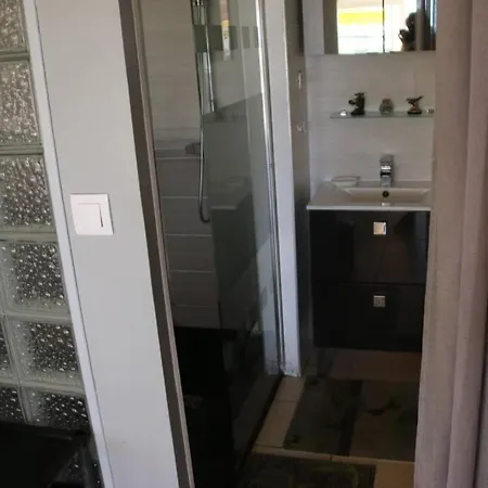 33, Port Nature 2 Au Village Naturiste Apartment *